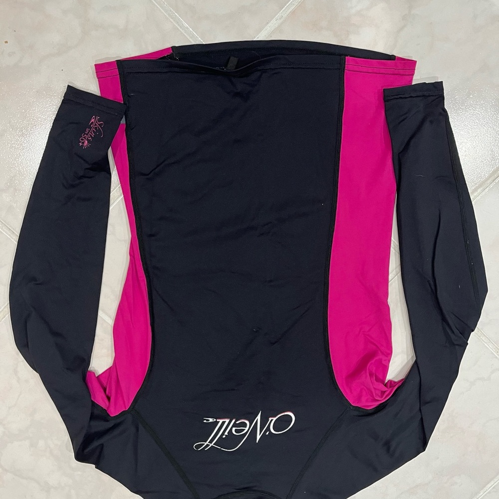 O’Neill rash guard